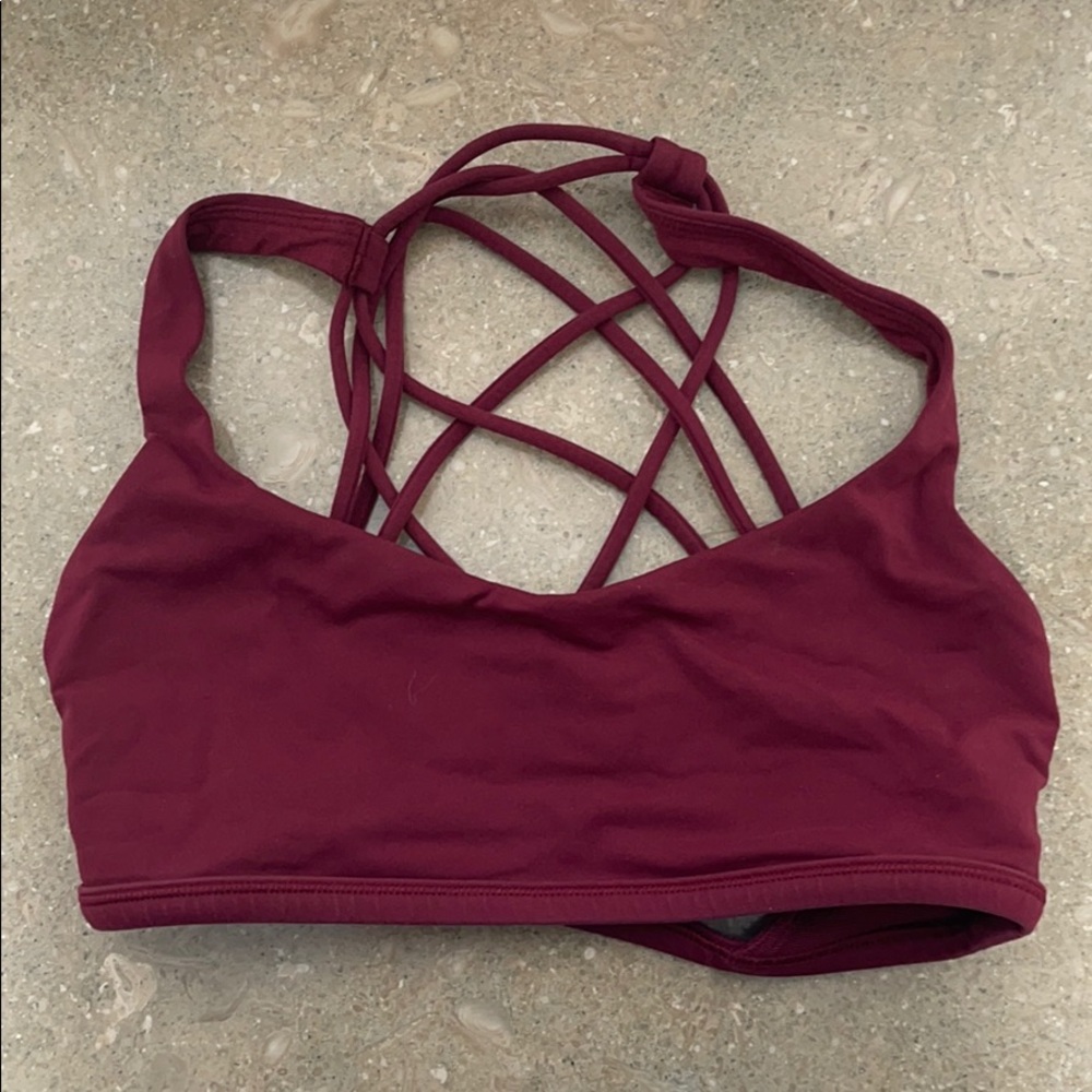 Lululemon free to be bra
